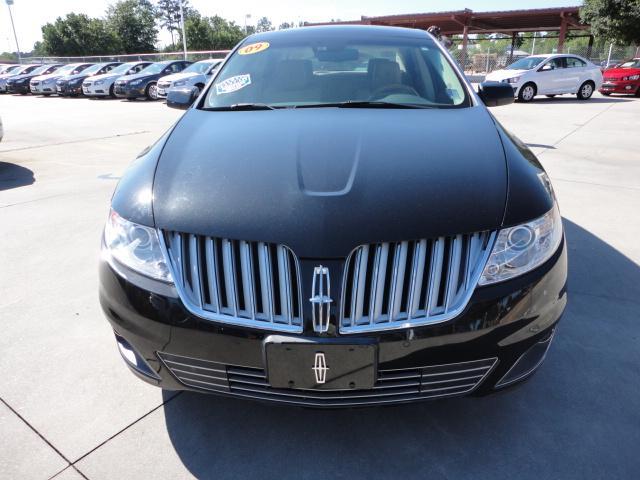 Lincoln MKS Base Sedan