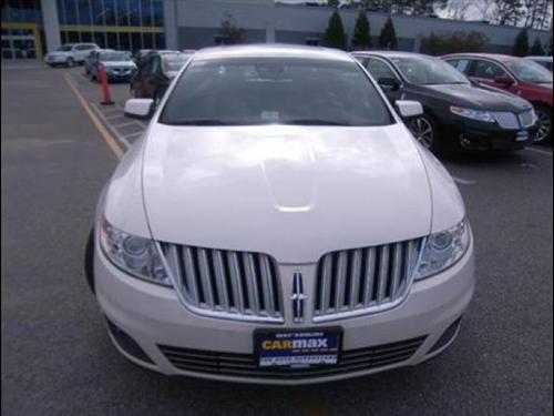 Lincoln MKS 2009 photo 1