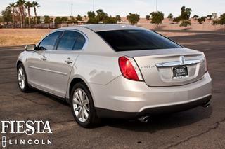 Lincoln MKS 2009 photo 2