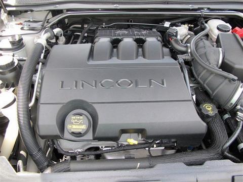 Lincoln MKS 2009 photo 1