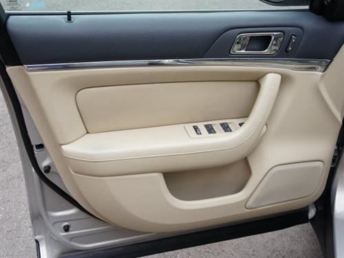 Lincoln MKS 2009 photo 3