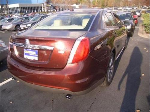 Lincoln MKS 2009 photo 2