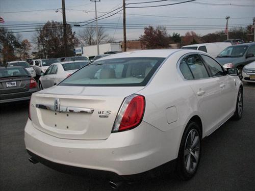 Lincoln MKS 2009 photo 1