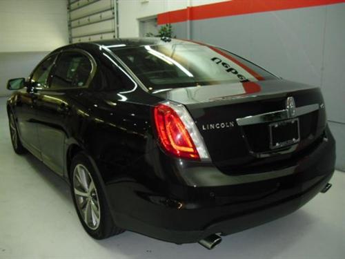 Lincoln MKS 2009 photo 2