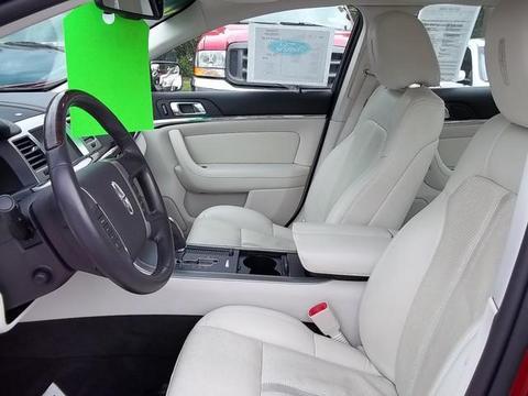 Lincoln MKS 2009 photo 1