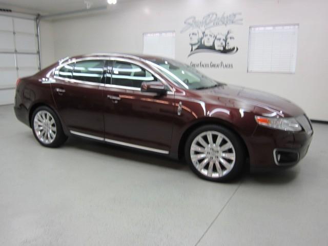 Lincoln MKS 2009 photo 2