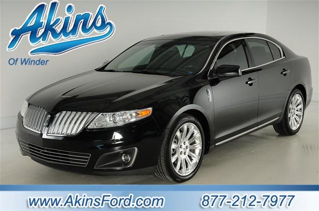 Lincoln MKS Base Sedan