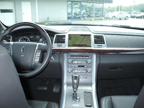 Lincoln MKS 2009 photo 1