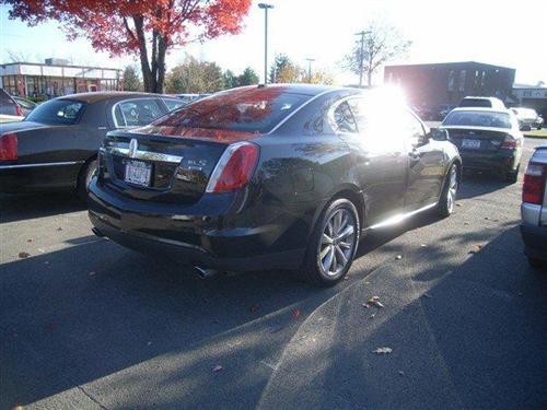 Lincoln MKS 2009 photo 1