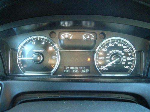 Lincoln MKS 2009 photo 2