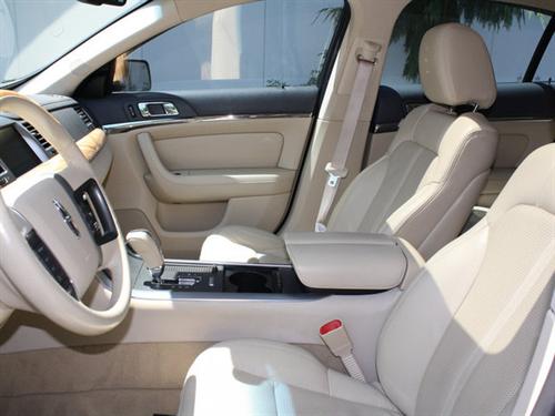 Lincoln MKS 2009 photo 1