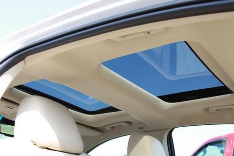 Lincoln MKS 2009 photo 1