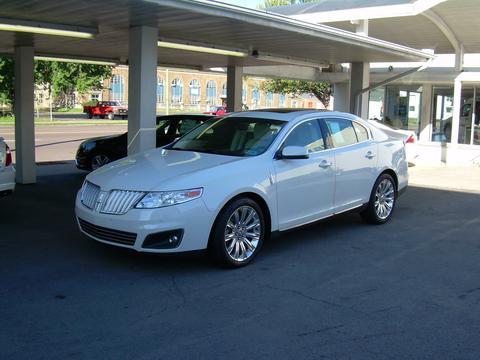 Lincoln MKS 2009 photo 1