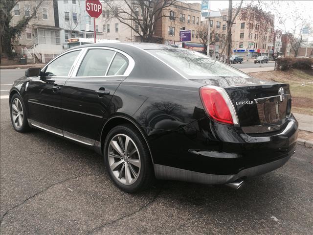Lincoln MKS 2009 photo 1