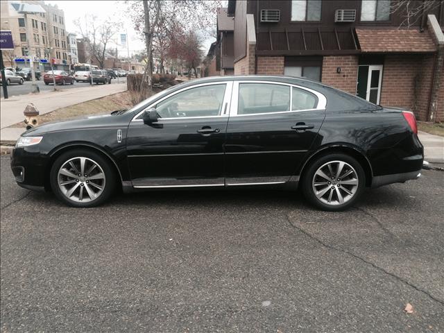 Lincoln MKS 2009 photo 2