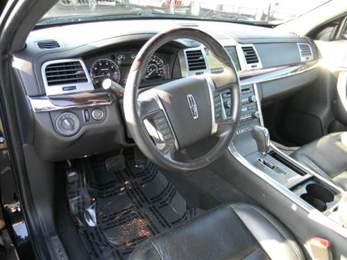 Lincoln MKS 2009 photo 1