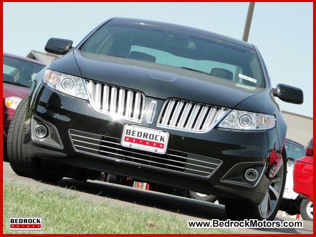 Lincoln MKS 2009 photo 1