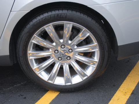 Lincoln MKS 2009 photo 1