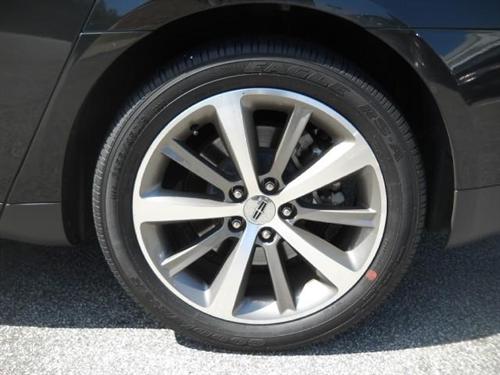 Lincoln MKS 2009 photo 2