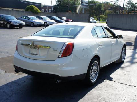 Lincoln MKS 2009 photo 2