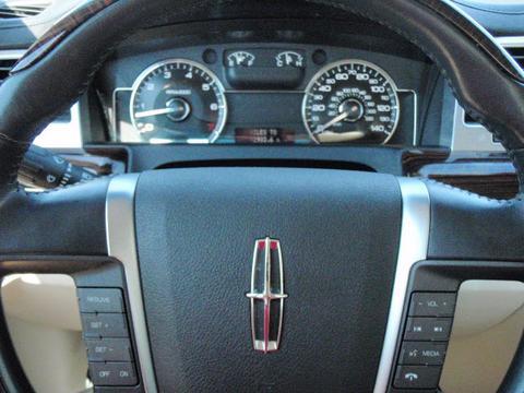 Lincoln MKS 2009 photo 2