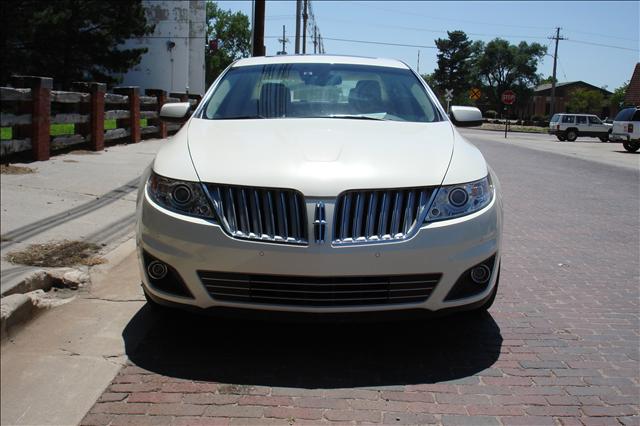 Lincoln MKS 2009 photo 1
