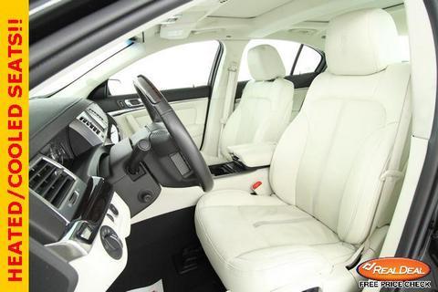 Lincoln MKS 2009 photo 2