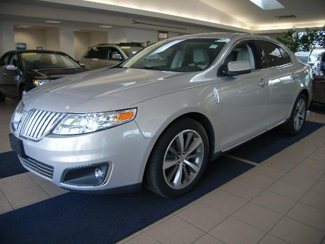 Lincoln MKS 2009 photo 1