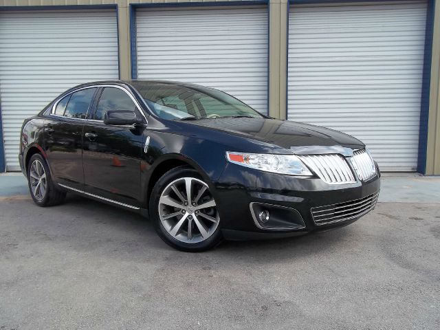 Lincoln MKS 2009 photo 2