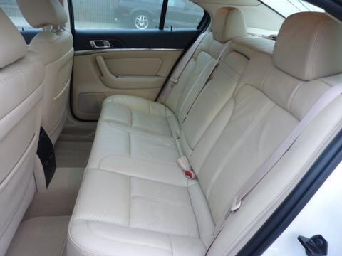 Lincoln MKS 2009 photo 1