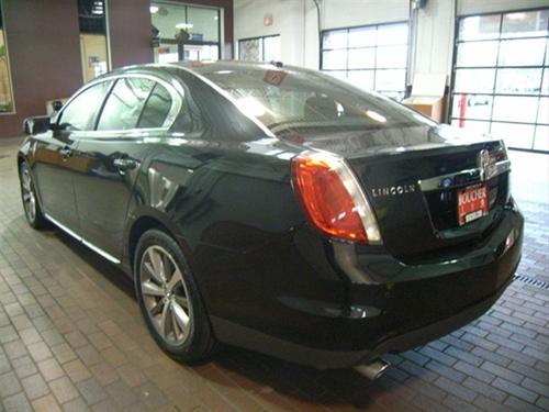 Lincoln MKS 2009 photo 2