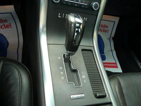 Lincoln MKS 2009 photo 1