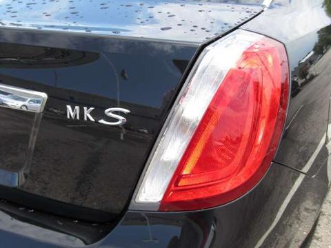 Lincoln MKS 2009 photo 1