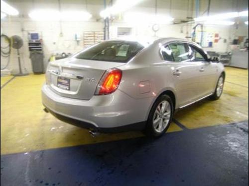 Lincoln MKS 2009 photo 4