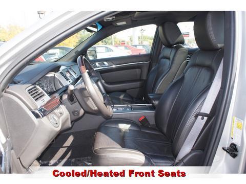 Lincoln MKS 2009 photo 2