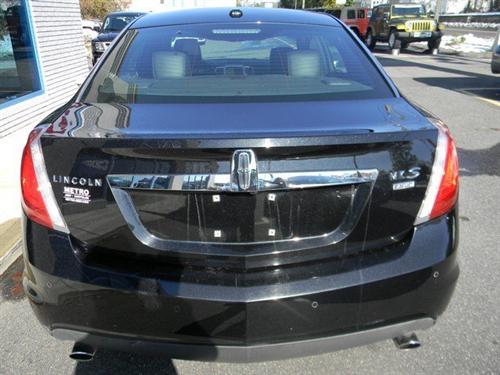 Lincoln MKS 2009 photo 3