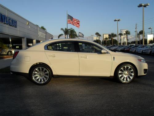 Lincoln MKS Base Other