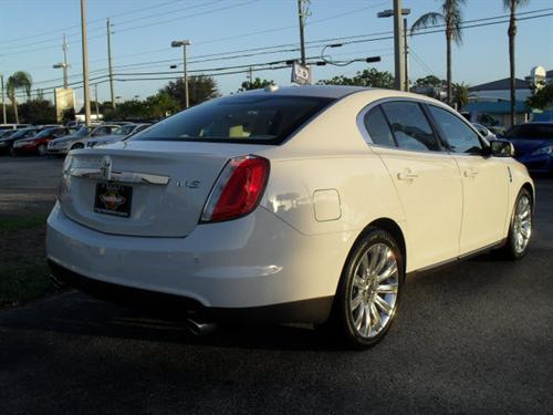 Lincoln MKS 2009 photo 1