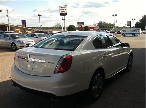 Lincoln MKS 2009 photo 1