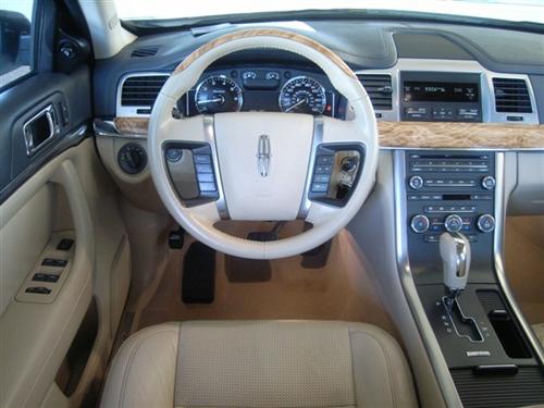 Lincoln MKS 2009 photo 2