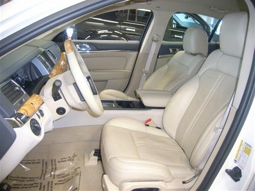 Lincoln MKS 2009 photo 2