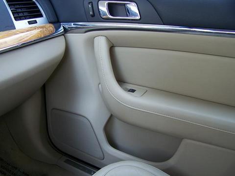 Lincoln MKS 2009 photo 2