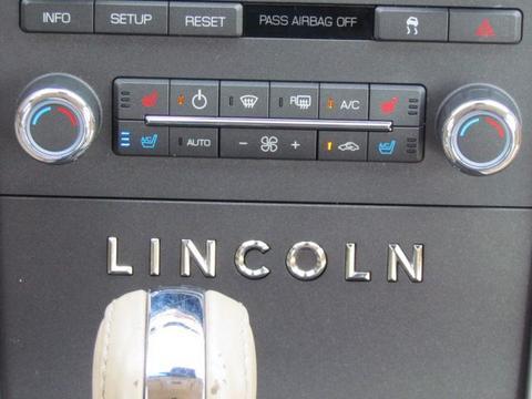 Lincoln MKS 2009 photo 1