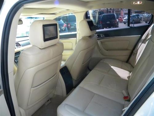 Lincoln MKS 2009 photo 1