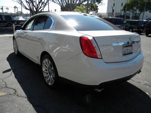 Lincoln MKS 2009 photo 2