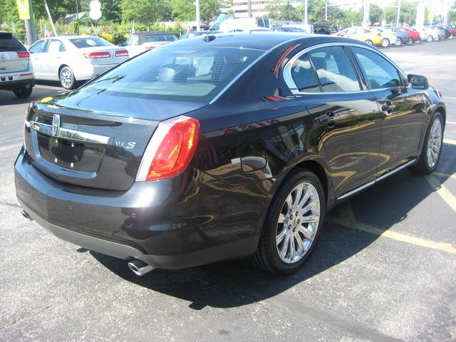 Lincoln MKS 2009 photo 2