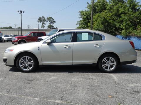 Lincoln MKS 2010 photo 1