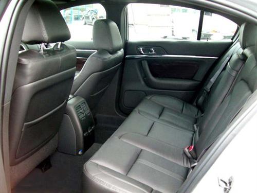 Lincoln MKS 2010 photo 1