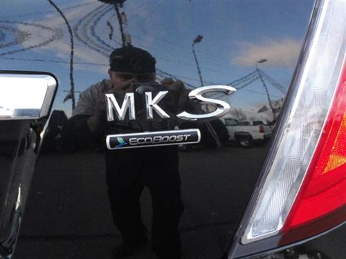 Lincoln MKS 2010 photo 2