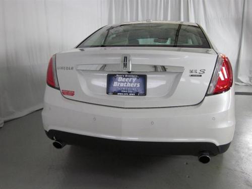 Lincoln MKS 2010 photo 4